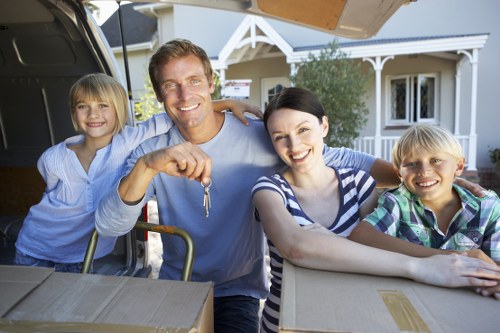 Professional moving van service for Richmond homes and flats