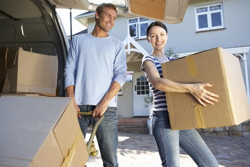 Local removals service supporting a flat move in Richmond
